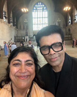 Gurinder Chadha Instagram - Good to see my old mate @karanjohar being honoured @housesofparliament today with #BaronessVerma. But we didn’t talk film only Twins of course!  And how proud his dear Papa #yashjohar whom I met would have been today. 💕