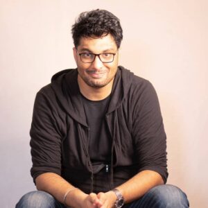 Gursimran Khamba Instagram - I'm doing the final two trial shows of my new hour in MUMBAI on the 2nd of November. Ticket link bio mein daal diya hai toh khareed ke aa jaao bas 🙏