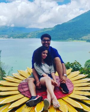 Gursimran Khamba Instagram - Chaddi pehen ke phool khile hain #bali #wanagirihiddenhill