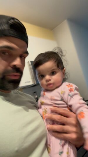 Gurvinder Sihra Instagram - Its a Punjabi Pizza night…half Butter Chicken & half paneer 🍕 with some 4 year old silly jokes from Gurveer