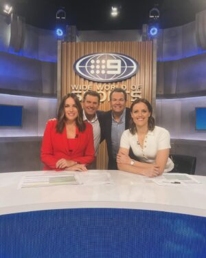 Gus Worland Instagram - Love my @wwos family @rozkelly_ @marktaylorofficial @elliecoleswim @channel9
