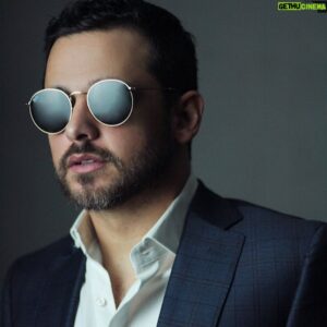 Gustavo Egelhaaf Instagram - I be on my suit and tie shit, tie shit. Can I show you a few things? About love. 🎩 

Pics del chingon @raycontrerasr