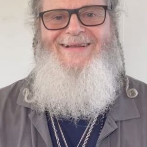 Gustavo Santaolalla Instagram - Norita: Gracias por tu energía, tu lucha y tu compromiso con la memoria y la justicia. 
¡Feliz cumpleaños! 🤍

Nora Cortiñas es psicóloga social, militante y Madre de Plaza de Mayo Línea Fundadora. 

Su hijo Gustavo fue secuestrado durante la última dictadura militar y permanece desaparecido. Desde entonces Norita es una referente del movimiento de Derechos Humanos, una luchadora social y activista.