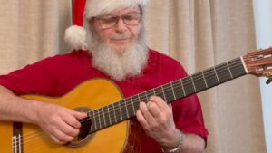 Gustavo Santaolalla Instagram - Queridos amigos,

Un Jingle Bells con “wrong notes,” un puñado de palabras e intenciones buenas y un final con un llamado a la “Fuerza,” necesaria para poder seguir creciendo en paz en este momento que hoy nos toca vivir. 

Felices Fiestas y un gran 2024!

GS

Dear Friends,

A Jingle Bells with "wrong notes," a handful of words and good intentions, and a conclusion with a call to “Strength,” necessary to continue growing in peace in this moment we find ourselves in today.

Happy Holidays and a wonderful 2024!

GS