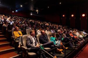 Gustavo Santaolalla Instagram - 🎞️ El martes 25 de junio se realizó el estreno mundial de “Norita”, documental que narra la vida de Nora Cortiñas, en el reconocido TLC Teatro Chino de Los Ángeles, en el marco del festival Dances With Films 2024. 

La dirección está a cargo de Jayson Mcnamara (@jaysonstories ) y Andrea Tortonese ( @animandiart )
Junto a Jane Fonda (@janefonda ) formé parte de la producción ejecutiva, y tuve el honor de realizar la música que acompaña al film acompañado de @juanxluqui @pacocabral_ @matiastozzola 
🎻 @javicasalla 

🤍 Espero que puedan verla y compartir con “Norita” este viaje a través de la agitada historia de Argentina, donde su tragedia personal se convierte en un catalizador del cambio. 

Los invito a que los sigan en redes @noritafilm 🔗 noritafilm.com
Pronto estaremos comunicando más novedades sobre el estreno. 

🎞️ Last June 25th. at the prestigious TLC Teatro Chino in Los Angeles the world première of the documentary Norita took place with an amazing audience that was deeply moved by her story. This film was programmed within the Dances With Films Festival and narrates the story of Nora Cortiñas, a symbol of human rights fight in Latin America today.

The documentary is directed by Jayson Mcnamara (@jaysonstories) and Andrea Tortonese (@animandiart)

Together with Jane Fonda (@janefonda) I had the opportunity of being part of the executive production and had the honor of making the music for the film together with @juanxluqui @pacocabral_ @matiastozzola 
🎻 @javicasalla 

I hope you can appreciate this important film and together with Norita be part of this journey through the turbulent history of Argentina, where her personal tragedy becomes a catalyst for change and fight for justice.

I invite you to follow @noritafilm 🔗 noritafilm.com for upcoming news about future presentations.

#Norita #NoritaCortiñas #NoraCortiñas