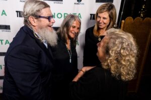 Gustavo Santaolalla Instagram - 🎞️ El martes 25 de junio se realizó el estreno mundial de “Norita”, documental que narra la vida de Nora Cortiñas, en el reconocido TLC Teatro Chino de Los Ángeles, en el marco del festival Dances With Films 2024. 

La dirección está a cargo de Jayson Mcnamara (@jaysonstories ) y Andrea Tortonese ( @animandiart )
Junto a Jane Fonda (@janefonda ) formé parte de la producción ejecutiva, y tuve el honor de realizar la música que acompaña al film acompañado de @juanxluqui @pacocabral_ @matiastozzola 
🎻 @javicasalla 

🤍 Espero que puedan verla y compartir con “Norita” este viaje a través de la agitada historia de Argentina, donde su tragedia personal se convierte en un catalizador del cambio. 

Los invito a que los sigan en redes @noritafilm 🔗 noritafilm.com
Pronto estaremos comunicando más novedades sobre el estreno. 

🎞️ Last June 25th. at the prestigious TLC Teatro Chino in Los Angeles the world première of the documentary Norita took place with an amazing audience that was deeply moved by her story. This film was programmed within the Dances With Films Festival and narrates the story of Nora Cortiñas, a symbol of human rights fight in Latin America today.

The documentary is directed by Jayson Mcnamara (@jaysonstories) and Andrea Tortonese (@animandiart)

Together with Jane Fonda (@janefonda) I had the opportunity of being part of the executive production and had the honor of making the music for the film together with @juanxluqui @pacocabral_ @matiastozzola 
🎻 @javicasalla 

I hope you can appreciate this important film and together with Norita be part of this journey through the turbulent history of Argentina, where her personal tragedy becomes a catalyst for change and fight for justice.

I invite you to follow @noritafilm 🔗 noritafilm.com for upcoming news about future presentations.

#Norita #NoritaCortiñas #NoraCortiñas