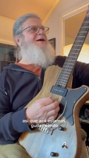 Gustavo Santaolalla Instagram - Próximamente se estrena un nuevo documental sobre Norita Cortiñas. Estoy feliz de ser parte de este increíble proyecto! 🎸

A new documentary about Norita Cortiñas will be released soon and I’m really happy of being part of this amazing project 🎸