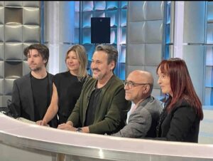 Guy A. Lepage Instagram - Ma garde rapprochée #tlmep

@guillaume_lesperance 
@manulegare 
André Ducharme
@manonbris 
@off_tlmep 

📸 Guillaume Picard. Agence QMI