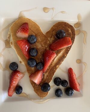 Guy Ecker Instagram - Amor en familia. Feliz San Valentín.
