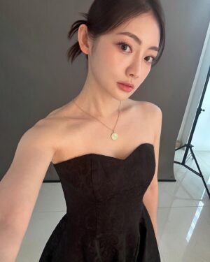 Gwak Soo-jin Instagram - 🖤