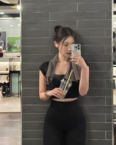 Actress Gwak Soo-jin HD Instagram Photos and Wallpapers October 2023