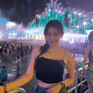 Gwak Soo-jin Instagram - 작년과 올해 워러밤...졌잘싸💣
