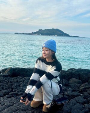 Gwak Soo-jin Instagram - 😎🩵🩵