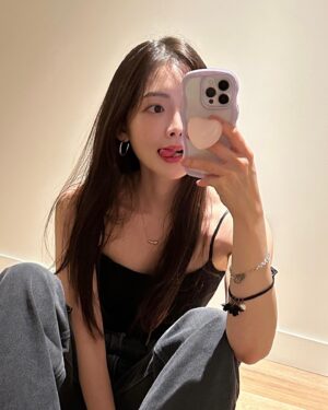 Gwak Soo-jin Instagram - 내가 꾸민 지비츠들 어때🌼🧸🎀🩵