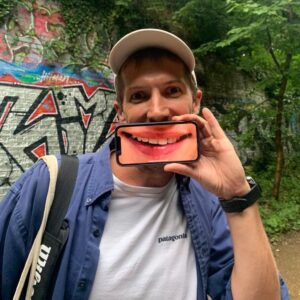 Gwilym Lee Instagram - My eyes? Or @benhardy’s smile??? You decide…..