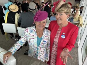 Gyles Brandreth Instagram - A happy snap of @alicearnold1 & @clarebalding at @EpsomRacecourse today. We were their grateful & excited guests at the #EpsomDerby & we spent the day feeling we were in life’s winners’ enclosure!