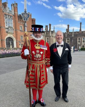 Gyles Brandreth Instagram - All dressed up with somewhere to go … last night I was lucky enough to be on stage with Miriam Margolyes, Julian Glover, Patricia Hodge, Rachael Stirling, Karl Collins & scholar friends  celebrating Charles Dickens at Hampton Court for The Queen’s Reading Room @thequeensreadingroom