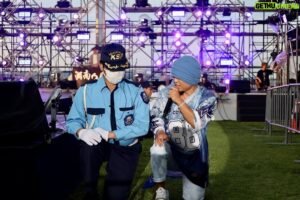 HAN-KUN Instagram - 横浜開港祭2024

ありがとうございました

ただただ楽しかった

皆んなで一つになって
遊ぶのは最高だね

3枚目の写真は
ステージ前は座りが決まりだったから
座りながらでも飛び跳ねる事が
出来る方法を体現してくれた若旦那のシーン

警備員のナカムラさん
一緒に盛り上げてくれて
ありがとうございました
(4枚目からがその流れ)

初めましての人も
久々の人も
また一緒に遊びましょう

#横浜開港祭 #湘南乃風
