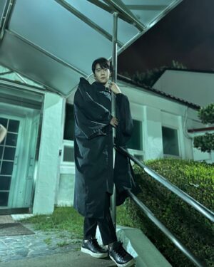 Ha Seok-jin Instagram - 요염한 후니🦇
