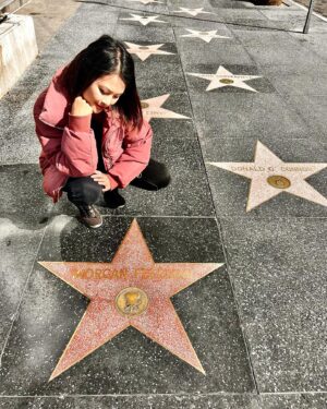 Ha Thanh Špetlíková Instagram - To do list v LA:
Hollywood foto ✔️
Chodník slávy✔️
Downtown✔️
Little Tokio✔️
Chinese town✔️
Korean town✔️
Universal city✔️
Beverly hills ✖️
Disney land ✖️ 
🇱🇷🌏🚶🏻‍♀️🙋🏻‍♀️
#traveling #lovetravel #travel #losangeles #california #usa #hollywoodstars #la