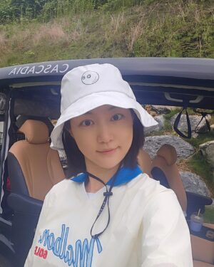 Ha Yeon-joo Instagram - 드라마 끝나고 2주동안 내 방앗간 처럼 열시미 갔당🌱