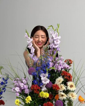 Ha Yul-Ri Instagram - @jmwkorea 🫰🩵
