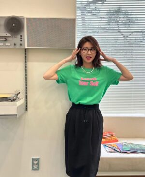 Ha Yul-Ri Instagram - BANGBANG SUMMER🏖