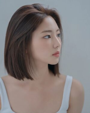 Ha Yul-Ri Instagram - 프로필 🤎