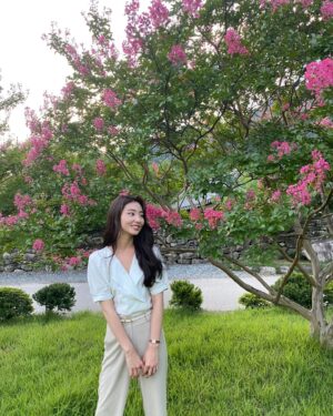 Ha Yul-Ri Instagram - 🫶
#어쩌다전원일기 #카카오tv