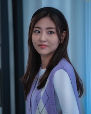 Ha Yul-Ri Instagram - 판도라:조작된낙원
어린해수💜