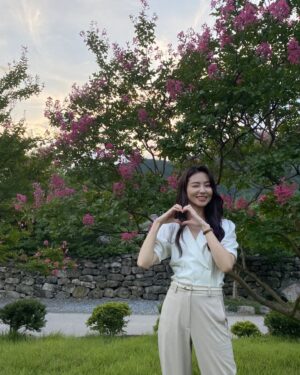 Ha Yul-Ri Instagram - 🫶
#어쩌다전원일기 #카카오tv