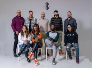 Hadj Ali Menad Instagram - Cette photo de groupe que j’ai eu le privilège de former en acting. Chacun de ces visages incarne une passion commune pour l’art de la scène. Bravo à tous pour cette aventure artistique mémorable ! 🎭 @code_acting_studio @frenchcutlife @larami_23 @rwanaa_officiel @djam.officiel @carovi77 @kamltab @amina_artistik_ @mooh_sadok @bilelbelmahdi #actingchallenge #actingclass #actingcoach #comédien #acteur