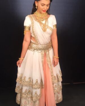 Haelyn Shastri Instagram - Throwback mythological Thursday
.
.
.
.
.
.
 #indianmythology  #mythologyserials  #indiantelevision #haelynshastri