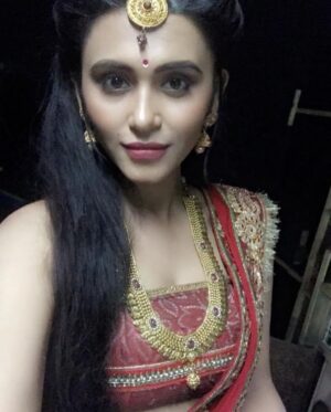 Haelyn Shastri Instagram - Throwback mythological Thursday
.
.
.
.
.
.
 #indianmythology  #mythologyserials  #indiantelevision #haelynshastri