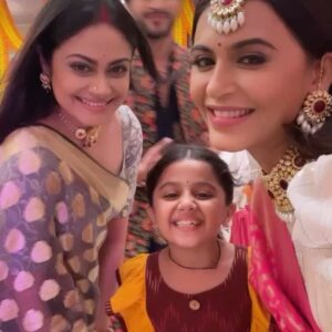 Haelyn Shastri Instagram - The first time i met #doree Happiest birthday cutie♥️♥️♥️♥️ @mahibhanushaliofficial 

.
.
.
.
 #haelynshastri  #mahibhanushali