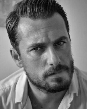 Hakan Dinçkol Instagram - Unutulacak dünler !