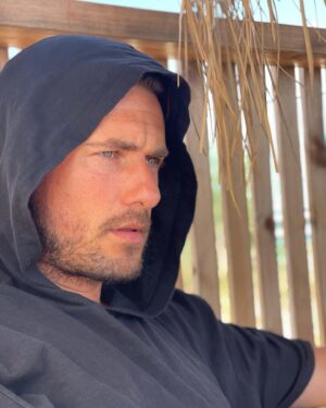 Hakan Dinçkol Instagram - Derin sulara dalmak …