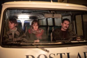 Hakan Dinçkol Instagram - Dostlar | Kısa Film | 2021
‘Bir şarkıyla değişir mi insan ?’
@elifbkeles @phil_d_10 @galipaksular @serpil.altin.film @arisoyzeynep @enskpc