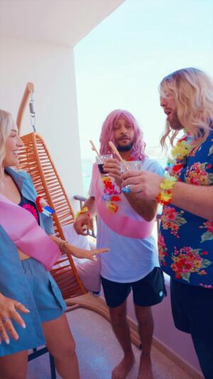 Hakan Hassan Instagram - “School mums in Ibiza” 🍹👀 (full version)

🎥 @geniebynature