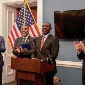 Hakeem Jeffries Instagram - Honored to welcome His Excellency William Ruto, President of the Republic of Kenya, to the House of Representatives 🇺🇲🇰🇪🇺🇲🇰🇪🇺🇲🇰🇪

And thankful for our shared commitment to democracy, freedom, peace and the rule of law.