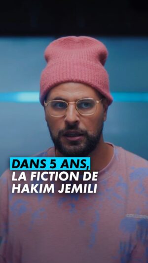 Hakim Jemili Instagram - Confondu avec un autre voyageur temporel, il a été transporté 5 ans dans le futur... Et tout a changé (enfin, pas vraiment tout, mais presque quoi).

Dans 5 ans, une fiction signée @hakimjemili dès le 3 janvier sur CANAL .