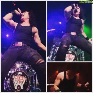 Hal Sparks Instagram - The @metallica Celebration at @ultimatejamnight was Too much fun!
#AmIEvil #DamageInc #CreepingDeath #EnterSandman