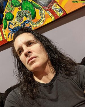 Hal Sparks Instagram - Who needs a hair dryer? Not me. Not backstage 😎