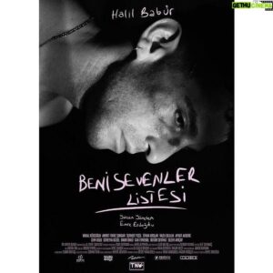 Halil Babür Instagram - “Beni Sevenler Listesi” Ulusal Yarışma’da. 

@istanbulfilmfestivali_ 

Yılmaz. Seni biliyorum.