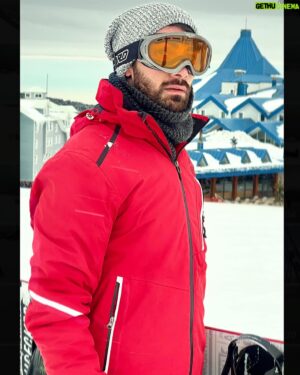 Halil İbrahim Demirkıran Instagram - ❄️ #snowboard #uludağkayakmerkezi #uludağ #keşfet #toboard #reels #reelsposes #halildemirkıran #model #modeling #modelagency #turkey
