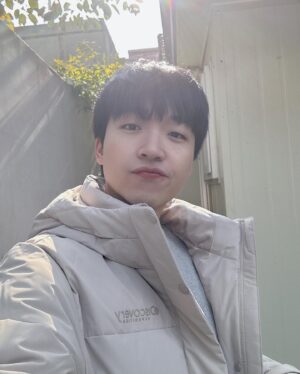 Ham Seong-min Instagram - 어느덧 전역한지 1년... 예비군(2박3일)1년차.
2023년... 점차 적응해 가고 있는 새로운 나를 발견했다.

Discovery😏

#discovery