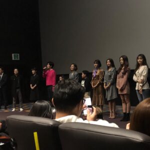 Ham Seong-min Instagram - 흐하하하하하 썬키스패밀리 D-4 !!!!
너무 야릇했ㄷr...
많이는 나오지 않지만 똥빵꾸같이  출연해요!...
제가 나오는걸 떠나서 오랜만에 신박한 연출력과 선배님들 굿......
감독님도 너무 사랑스러우시다...
애인이랑보러가면 큰일날거같아요!!!!
(넘 야릇했ㄷr)
(가족은 진짜큰일!!!!!!!)
#썬키스패밀리 #썬키스트패밀리 #19 #시시회 #꿀잼 #영화추천 #영화 #daily #일상
