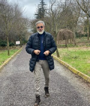 Hamdi Alkan Instagram - Pazar yürüyüşü..