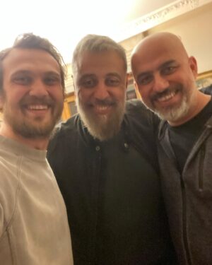 Hamdi Alkan Instagram - Dostlarla güzel bir cumartesi akşamı sonrası.. @iynemliarasbulut ve Mehmet Ada Öztekin ile şahane bir sohbet oldu.