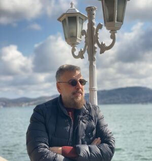 Hamdi Alkan Instagram - Direk boğaz pozu oldu.. Sağlığınız neşeniz enerjiniz hep iyi olsun.